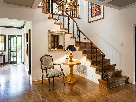 4th image of this home