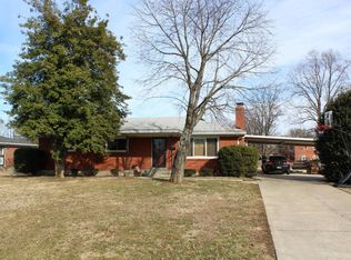 7911 Cedar Brook Dr, Louisville, KY 40219