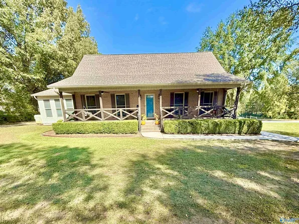 1264 Parker Rd SE, Hartselle, AL 35640