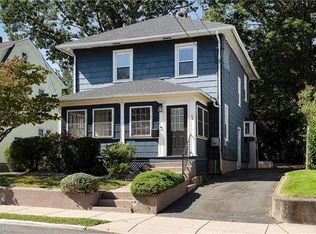 64 Walker St, Manchester, CT 06040