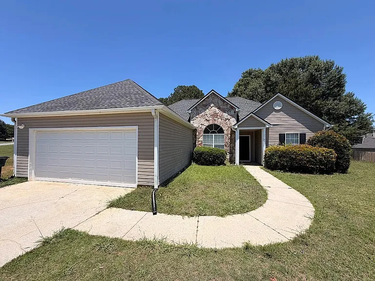 4192 Alaina Ave — Photo 1