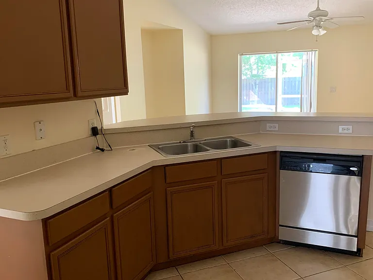 269 SW Ridgecrest Dr — Photo 14