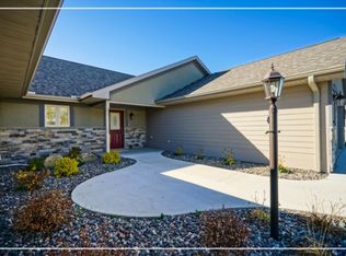 2223 Bryce Ln, Kronenwetter, WI 54455