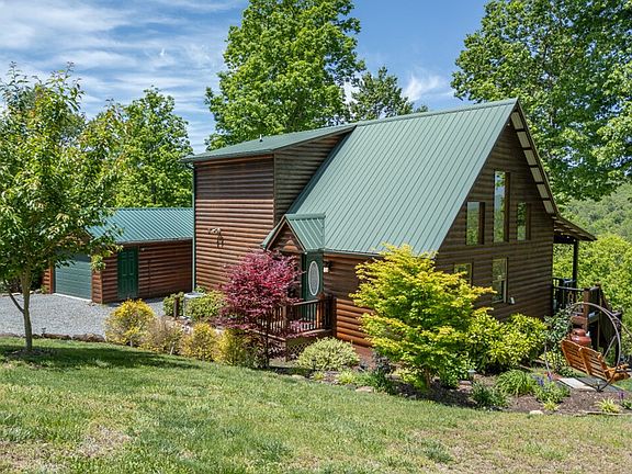 44th image of 1055 Carolina Fox Cir
