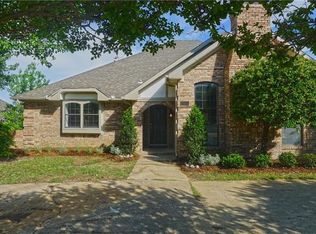 2915 Cambridgeshire Dr, Carrollton, TX 75007
