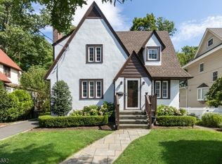 622 Maye St, Westfield, NJ 07090