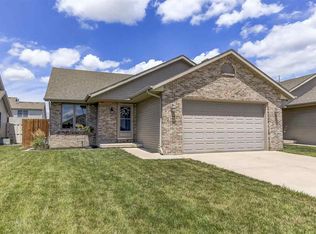 3817 Alder Wood Dr, Springfield, IL 62712
