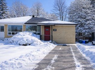 39 Davis Rd, Aurora, ON L4G 2B4
