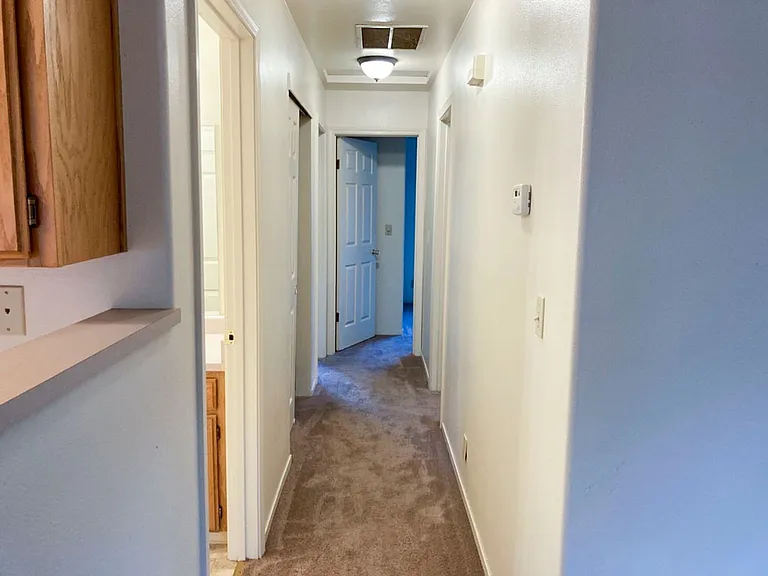 2025 Thiel Ave — Photo 7