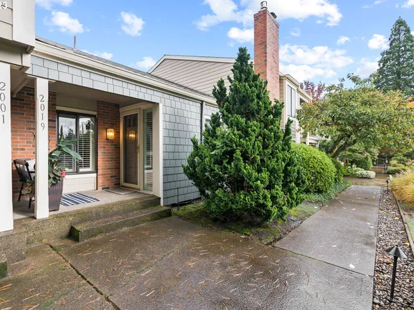 2019 Bonniebrae Dr, Lake Oswego, OR 97034
