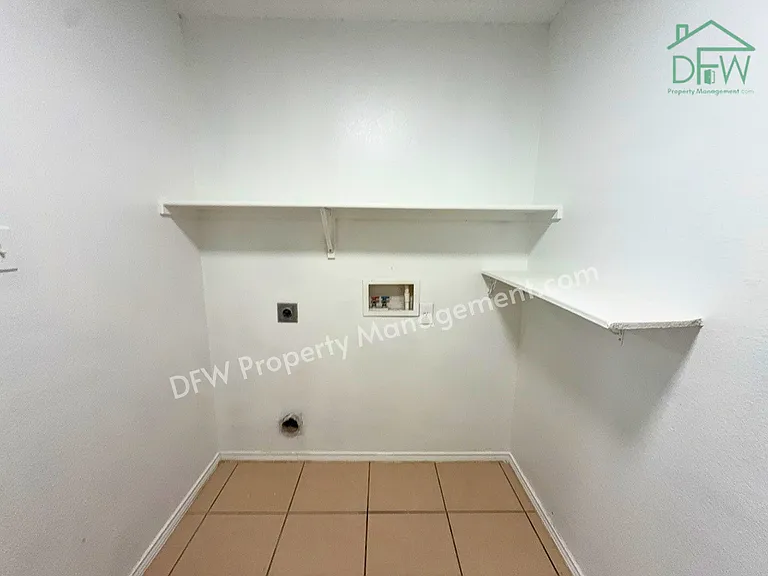 3952 Golden Horn Ln — Photo 24