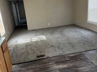 2213 W 15th St, Scottsbluff, NE 69361