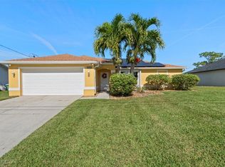 2041 NE 28th St, Cape Coral, FL 33909