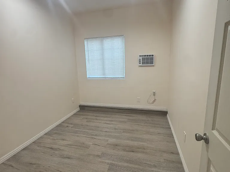 13421 Pala Ave — Photo 13