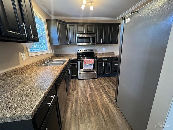 2nd image of 3519 Amberway Ct