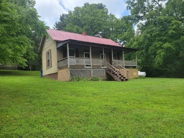 1210 Walker St, Mammoth Spring, AR 72554
