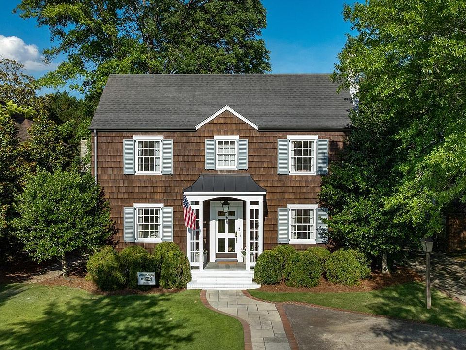 1st image of 27 W Montcrest Dr