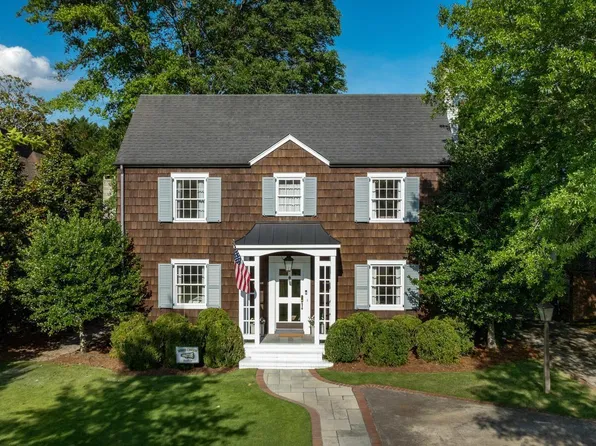 27 W Montcrest Dr, Birmingham, AL 35213