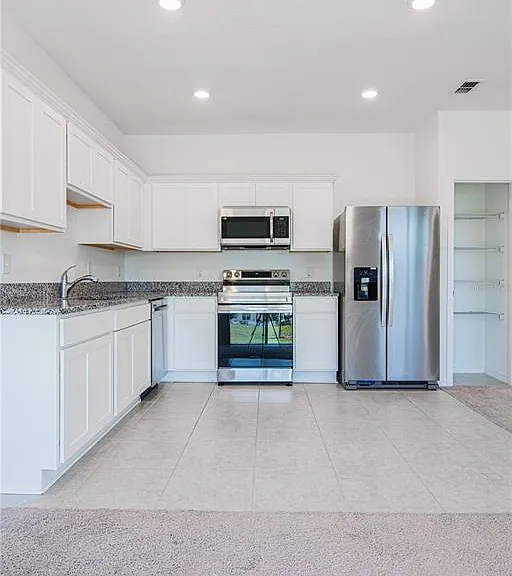 205 Mandovi St — Photo 13