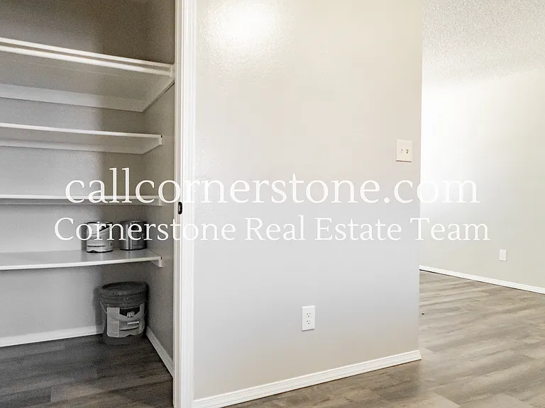 2625 E Uintah St #D — Photo 8
