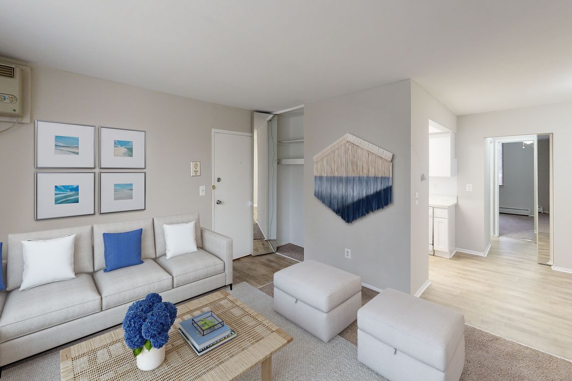 2 Bedroom Updated Apartment