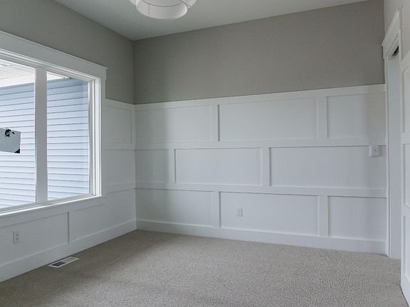 3rd image of 4891 Prairie River Dr SE