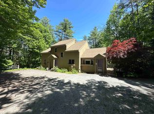 10 Spring Valley Dr, Grantham, NH 03753