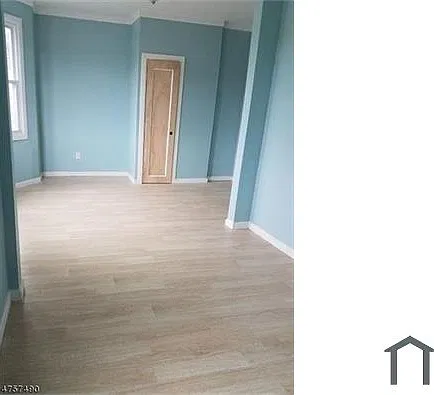 3 bed, $2,300 — Photo 4