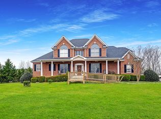 9035 Rueben Hart Rd, Oxford, NC 27565