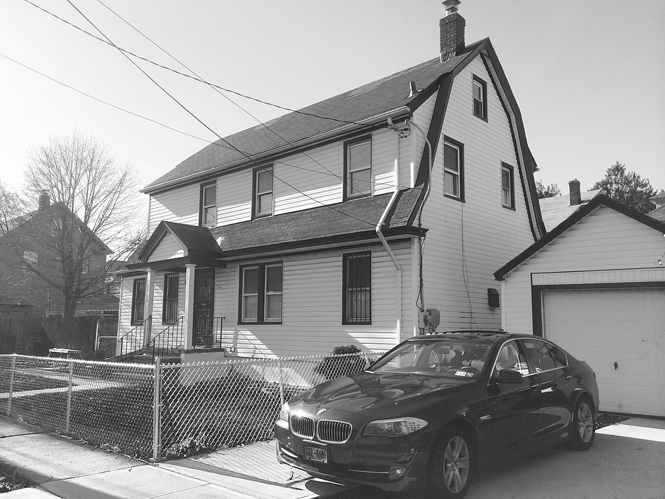 1st image of 10442 212th Pl
