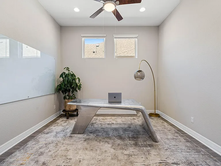 4205 Lynette Ln — Photo 16