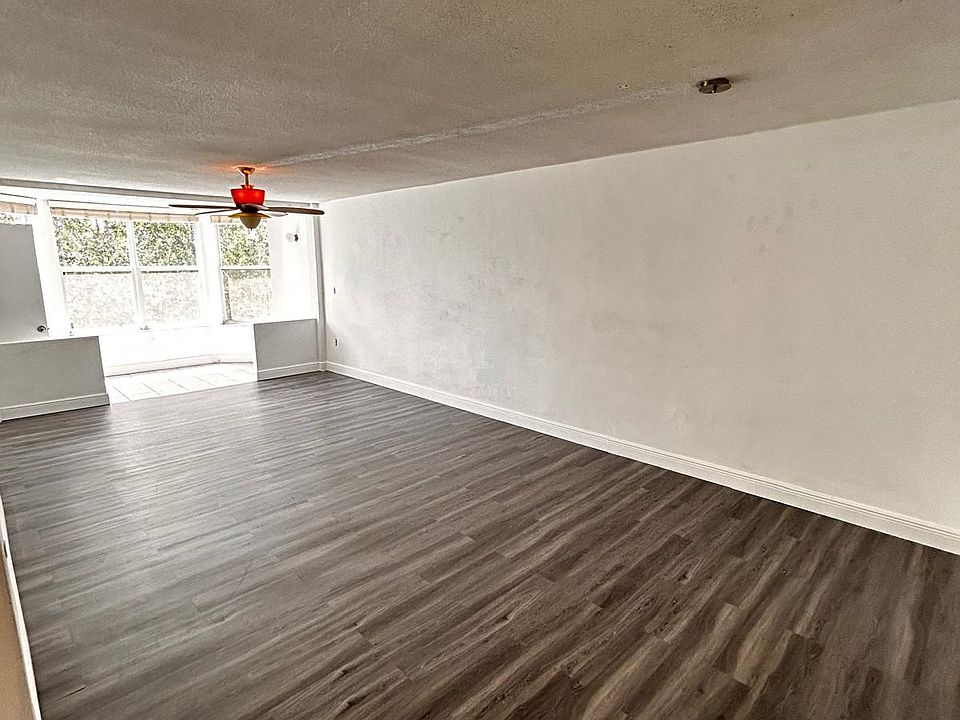 1st image of 1351 NE 191st St