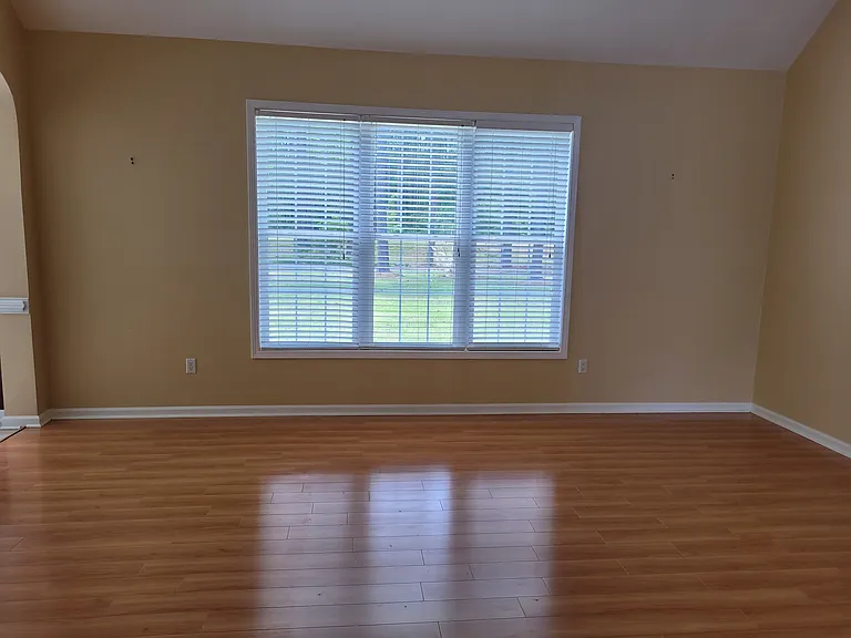 Pinecrest Dr — Photo 11