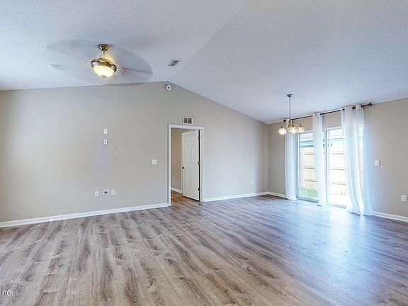 4th image of 1231 BUTLER Avenue