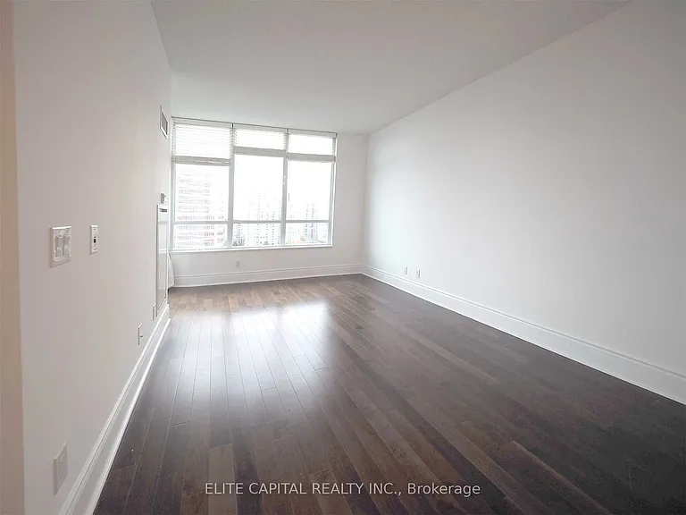 25 Greenview Ave #1623 — Photo 5