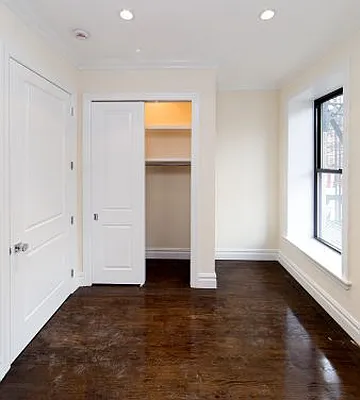 Rented by Icon Realty Management | media 12