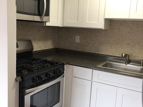 2nd image of 262 Greenough St #B