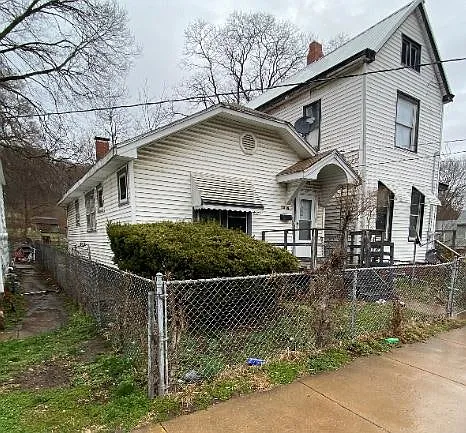 1315 John H Gwynn Junior Ave