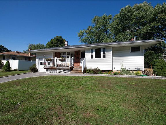 3rd image of 159 Floyd St