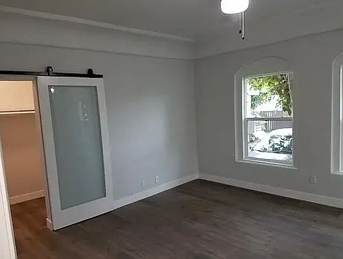 5th image of 125 W Palmer Ave APT 7