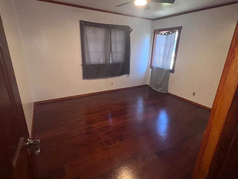 925 S Harlan Ave — Photo 7