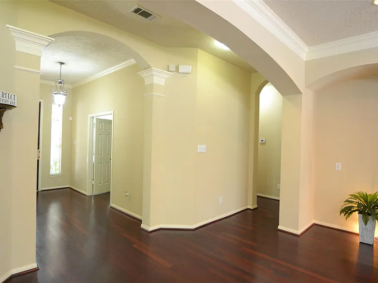 1514 Coyote Hills Ln — Photo 5
