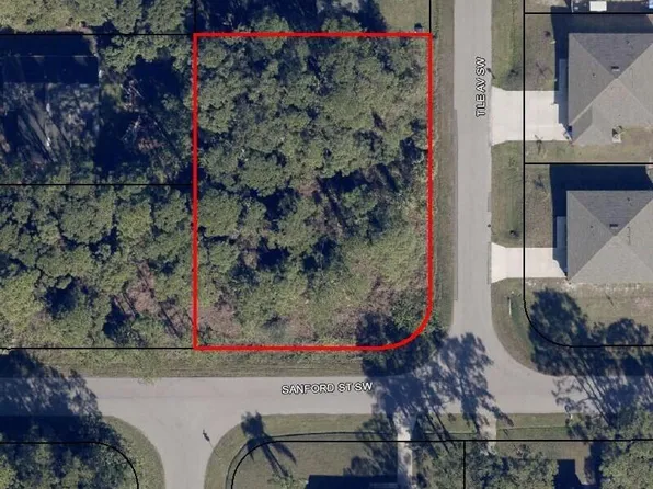 190 Tile Ave SW, Palm Bay, FL 32908