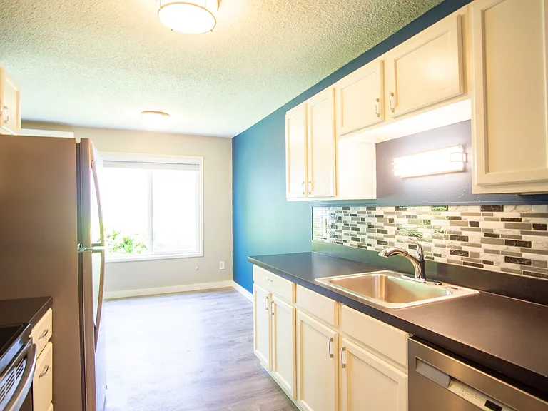4151 SE 37th Ave #1 — Photo 6