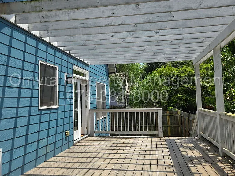 105 Selman St SE — Photo 15