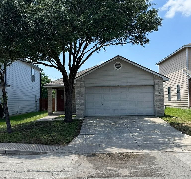 1st image of 8127 Willow Country