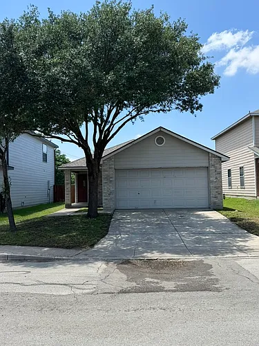 8127 Willow Country Photo 1