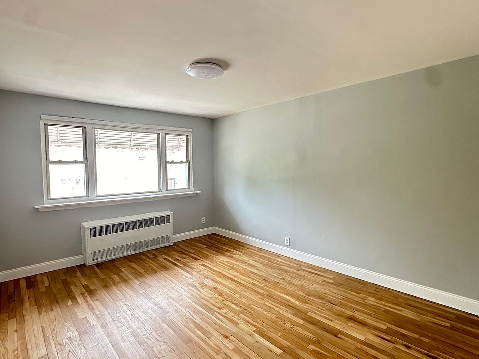 1st image of 1230 E 224th St #2A