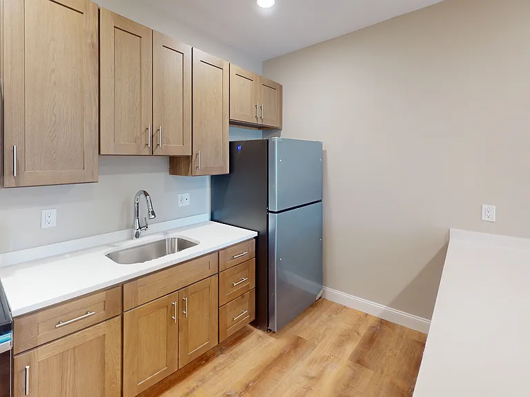 100 Revere St — Photo 13