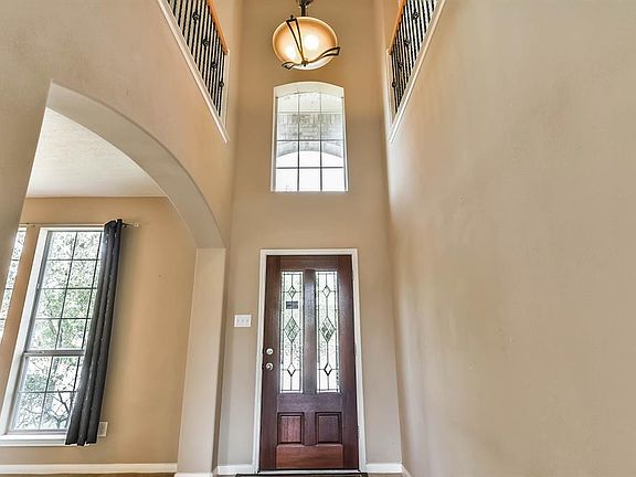 5th image of 25609 Thistle Valley Ct